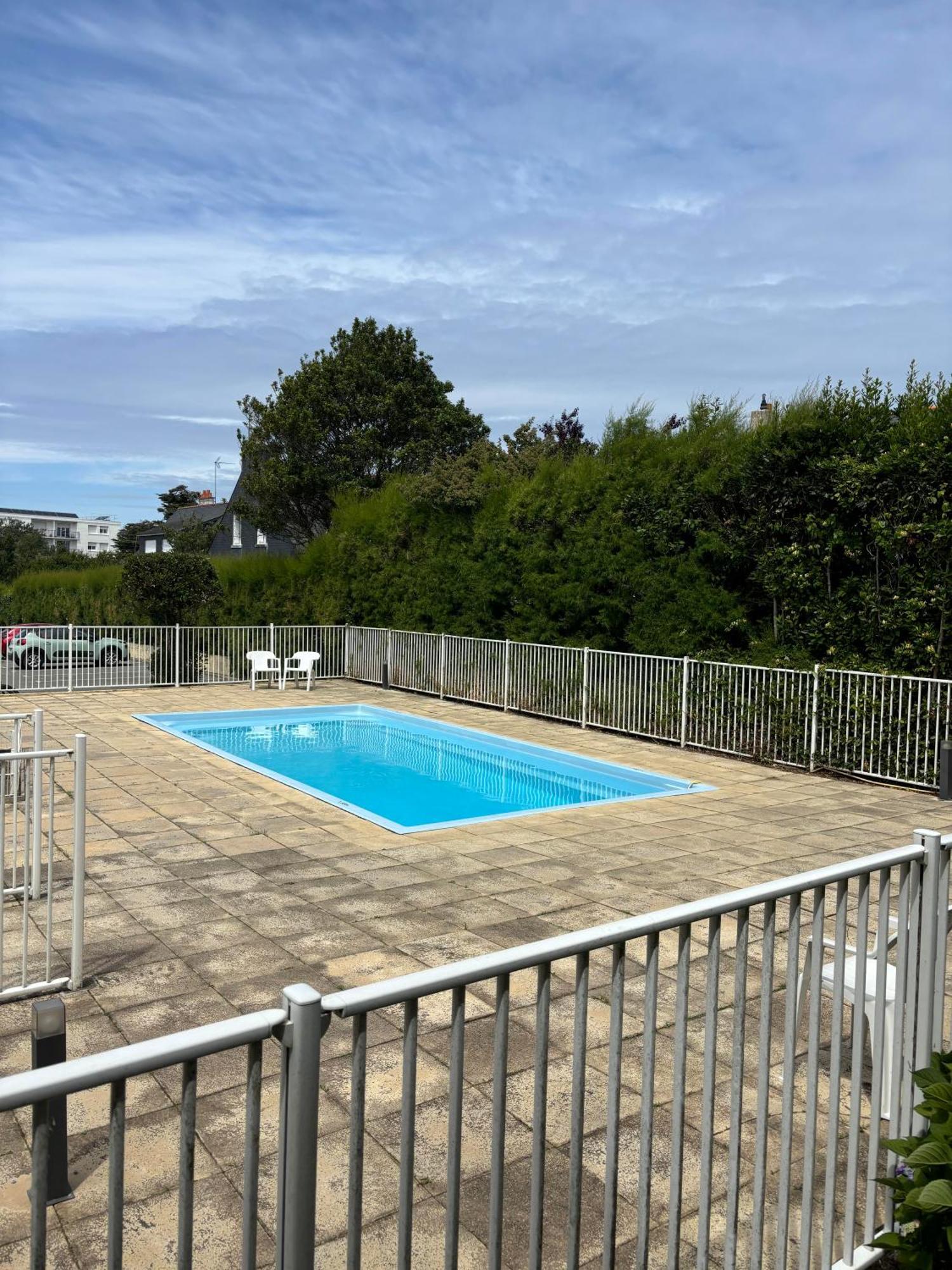 Appartement Studio 4 Personnes Dans Residence Avec Piscine Quiberon Bagian luar foto
